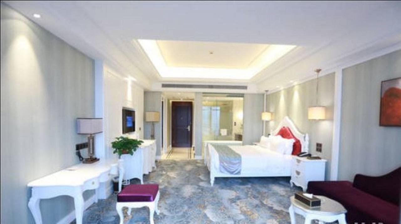Jinqian Jiahua International Hotel 赤水 外观 照片