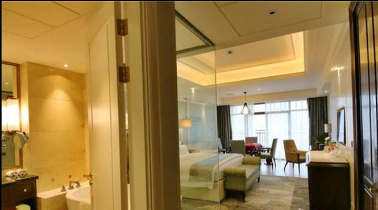 Jinqian Jiahua International Hotel 赤水 外观 照片
