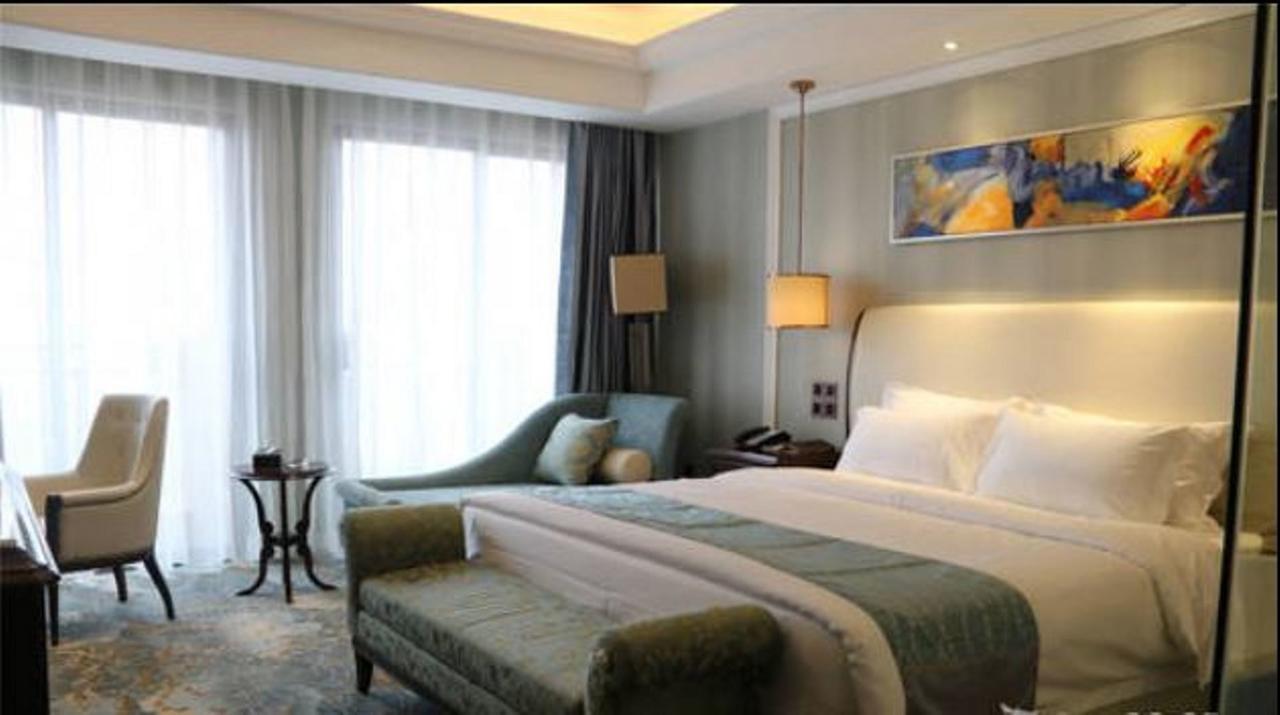 Jinqian Jiahua International Hotel 赤水 外观 照片
